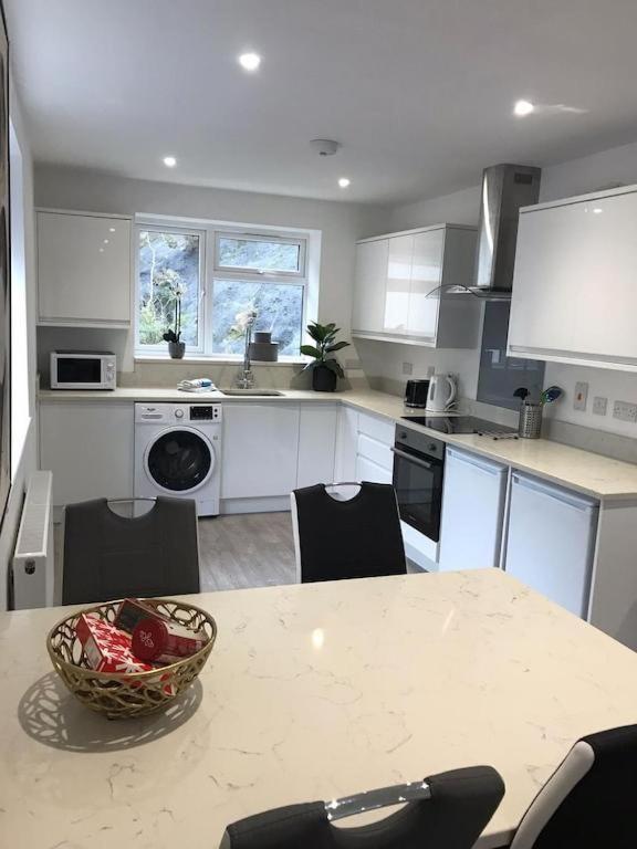 Ella Court Devon Apartment Torquay Exterior photo